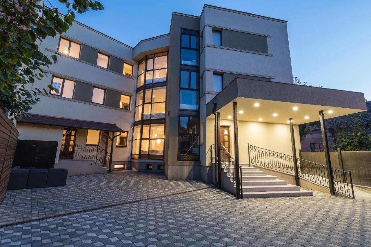 Pensiunea Select Central Targu Mures Luaran gambar